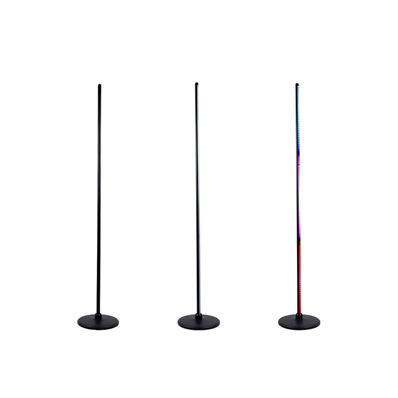 Lampa urláir chomhthimpeallaithe cliste faoi stiúir